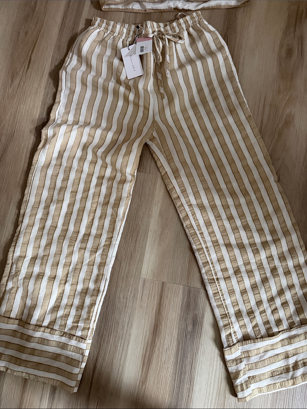 Line & Dot Striped Cream and Tan Wide-Leg Two-Piece Set - Picture 5 of 5